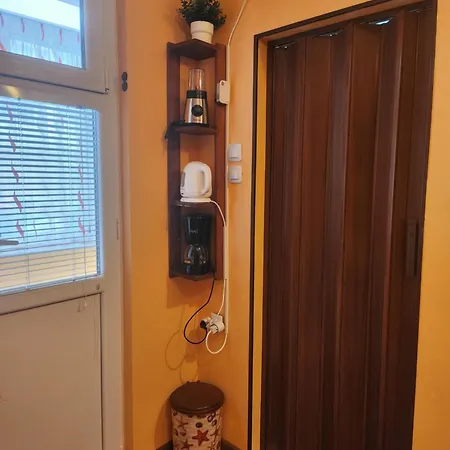 7a Cozy Affordable Oasis فارنا